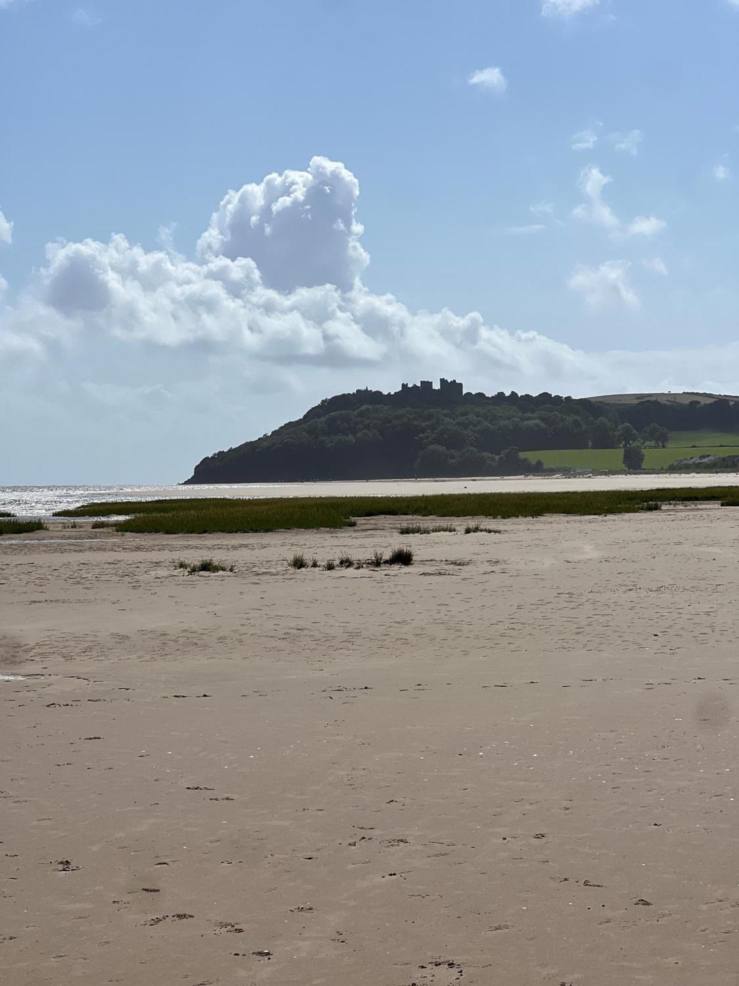Luxury 2-Bed Barn Conversion In Llansteffan Carmarthen Eksteriør billede